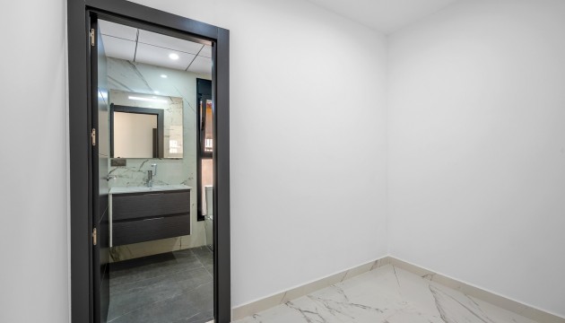 Wiederverkauf - Detached Villa - Orihuela Costa - Campoamor