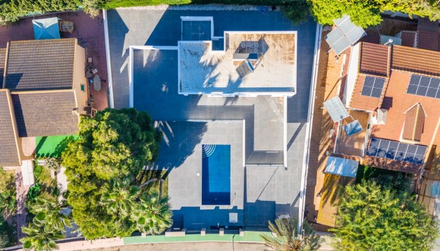 Wiederverkauf - Detached Villa - Orihuela Costa - Campoamor