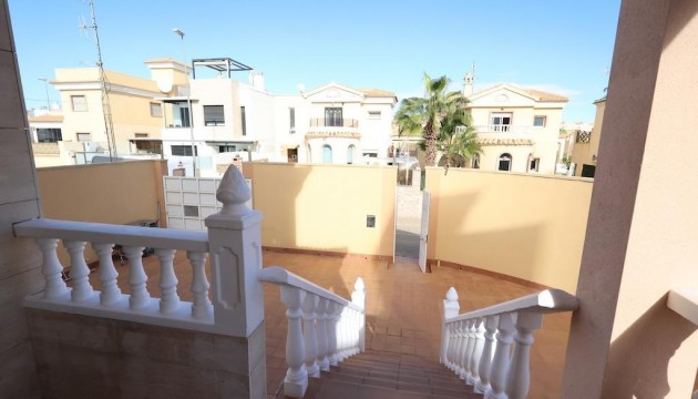 Herverkoop - Detached Villa - Orihuela Costa - Villamartín
