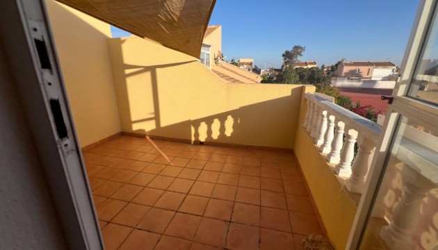 Перепродажа - Таунхаус - Torrevieja - Nueva Torrevieja - Aguas Nuevas
