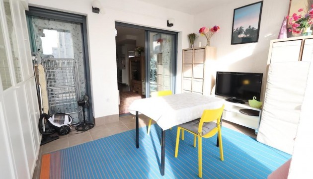 Wiederverkauf - Bungalow - Orihuela Costa - La Zenia