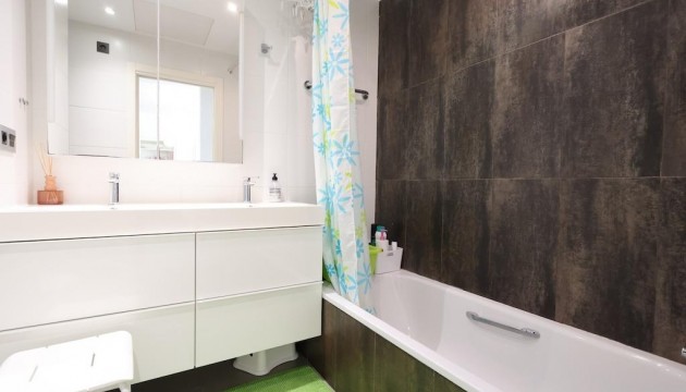 Wiederverkauf - Bungalow - Orihuela Costa - La Zenia