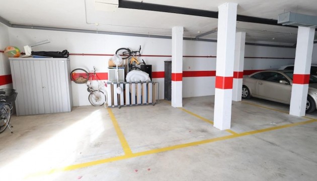 Wiederverkauf - Bungalow - Orihuela Costa - La Zenia