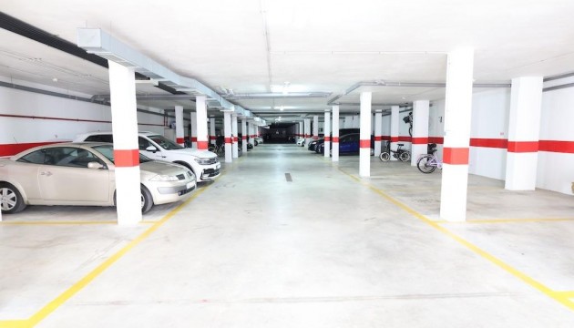 Wiederverkauf - Bungalow - Orihuela Costa - La Zenia