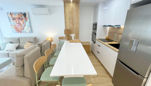 Wiederverkauf - Apartment - Torrevieja - Punta Prima