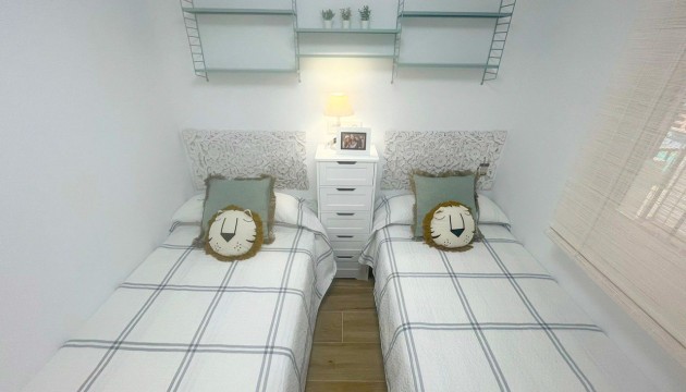 Wiederverkauf - Apartment - Torrevieja - Punta Prima