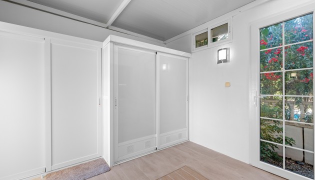 Videresalg - Detached Villa - Orihuela Costa - Los Dolses