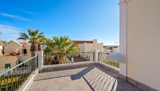 Videresalg - Detached Villa - Orihuela Costa - Los Dolses