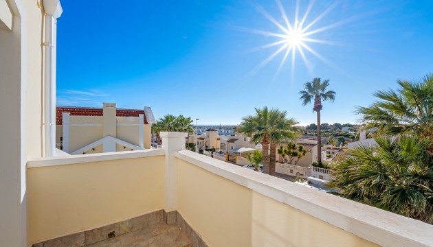 Videresalg - Detached Villa - Orihuela Costa - Los Dolses