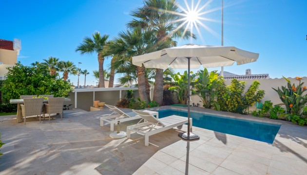 Videresalg - Detached Villa - Orihuela Costa - Los Dolses