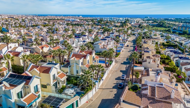 Videresalg - Detached Villa - Orihuela Costa - Los Dolses