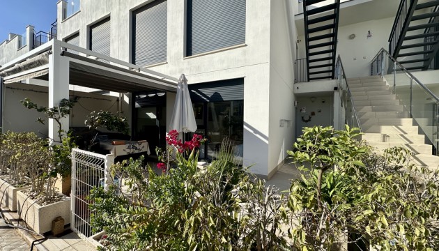 Resale - Apartment - Orihuela Costa - Punta Prima