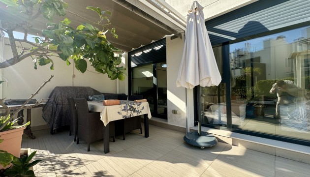 Resale - Apartment - Orihuela Costa - Punta Prima