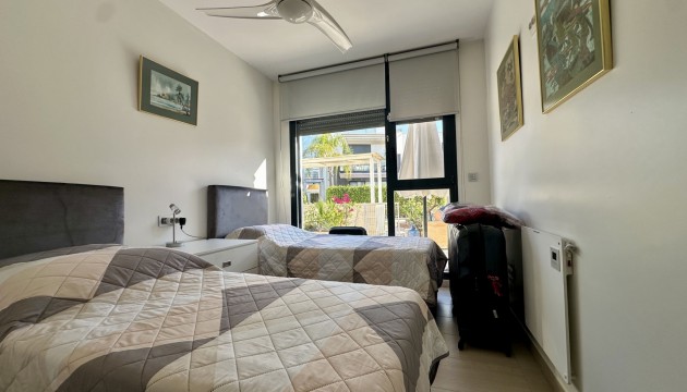 Resale - Apartment - Orihuela Costa - Punta Prima