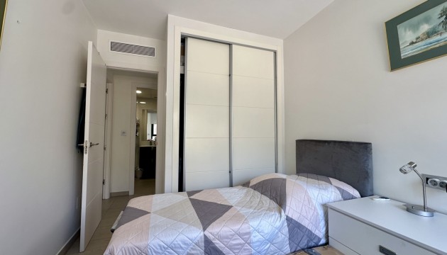 Resale - Apartment - Orihuela Costa - Punta Prima