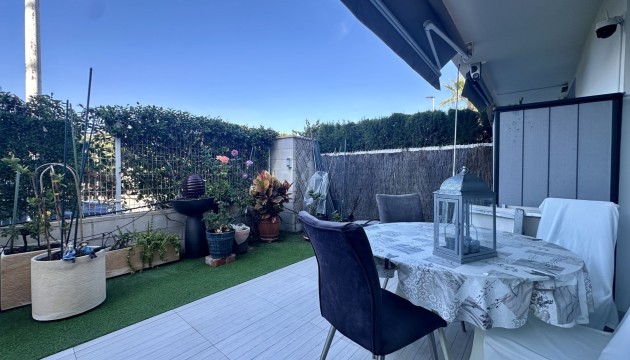 Resale - Apartment - Orihuela Costa - Punta Prima