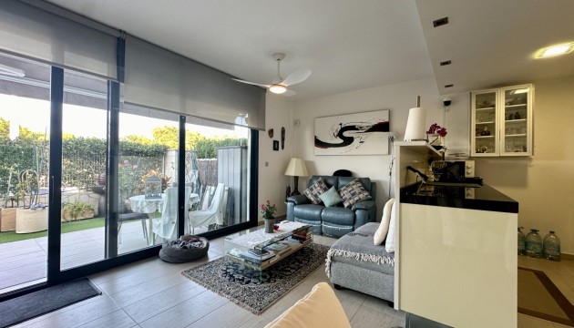 Resale - Apartment - Orihuela Costa - Punta Prima