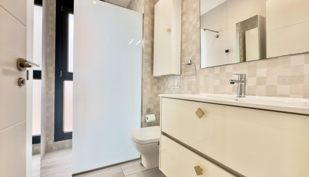 Herverkoop - Detached Villa - Orihuela Costa - Lomas de Cabo Roig