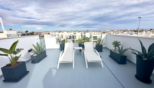 Herverkoop - Detached Villa - Orihuela Costa - Lomas de Cabo Roig