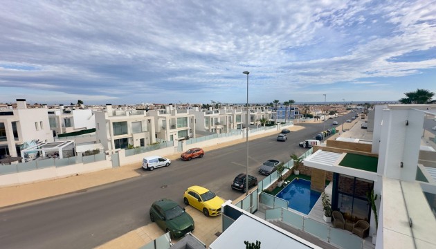 Herverkoop - Detached Villa - Orihuela Costa - Lomas de Cabo Roig