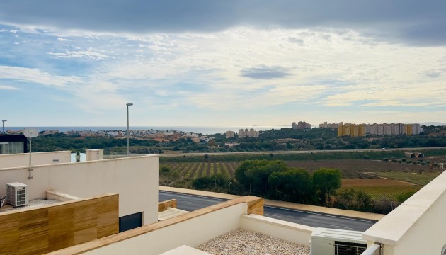 Herverkoop - Detached Villa - Orihuela Costa - Lomas de Cabo Roig