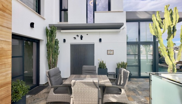 Herverkoop - Detached Villa - Orihuela Costa - Lomas de Cabo Roig