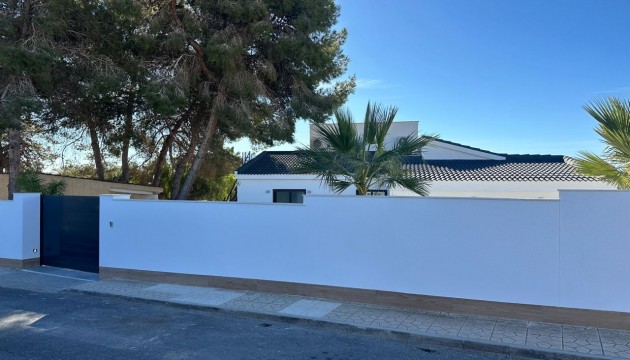 Herverkoop - Detached Villa - Rojales - Ciudad Quesada