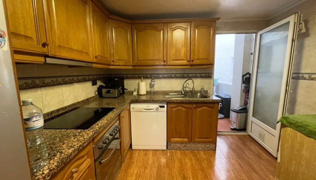 Herverkoop - Apartment - Torrevieja - Torrevieja Alicante