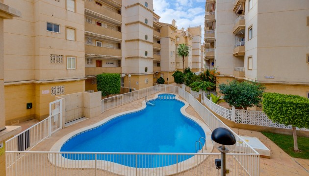 Wiederverkauf - Apartment - Torrevieja - Playa del Cura