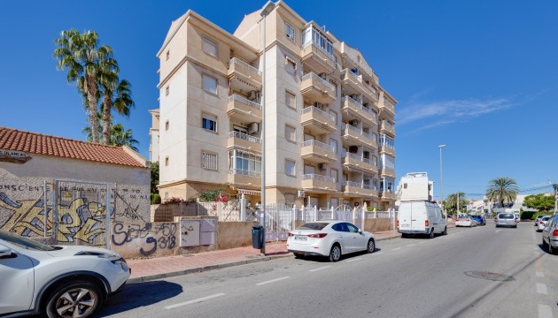 Wiederverkauf - Apartment - Torrevieja - Playa del Cura