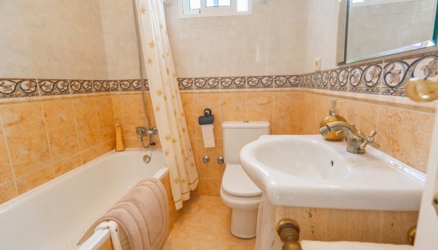 Перепродажа - отдельная вилла - Ciudad Quesada - Rojales