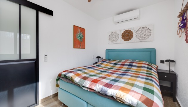 Begagnad - Lägenhet - Torrevieja - Playa De Los Locos