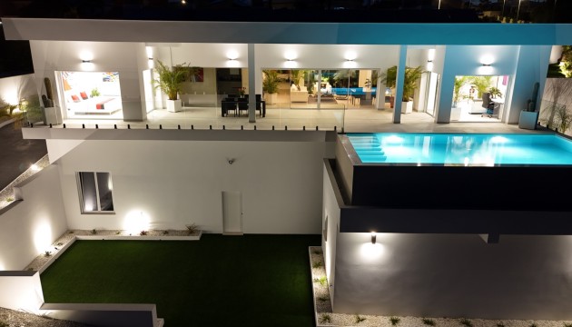 Wiederverkauf - Detached Villa - La Marina