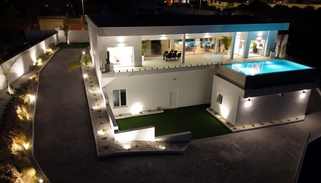 Wiederverkauf - Detached Villa - La Marina