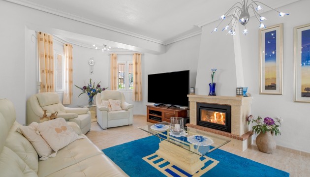 Resale - Detached Villa - Algorfa