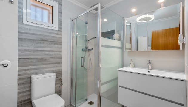 Resale - Detached Villa - Algorfa