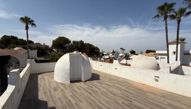 Begagnad - Fristående Villa - Orihuela Costa - Villamartín