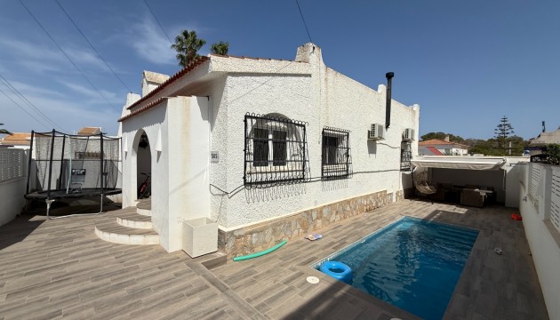 Begagnad - Fristående Villa - Orihuela Costa - Villamartín