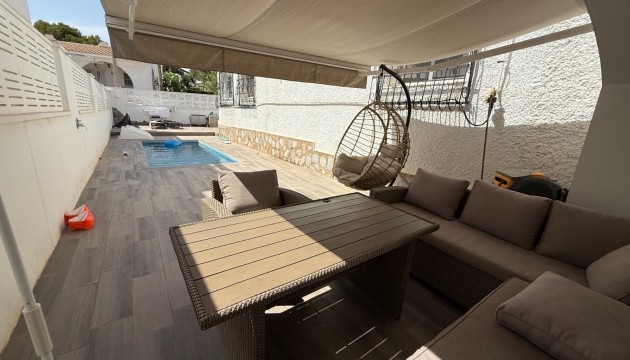 Begagnad - Fristående Villa - Orihuela Costa - Villamartín