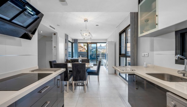 Herverkoop - Detached Villa - Orihuela Costa