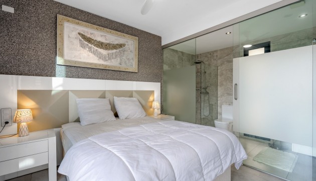 Herverkoop - Detached Villa - Orihuela Costa