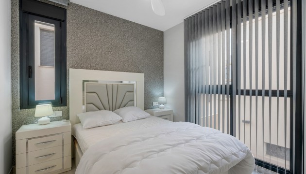 Herverkoop - Detached Villa - Orihuela Costa