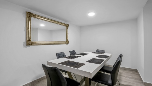 Herverkoop - Detached Villa - Orihuela Costa