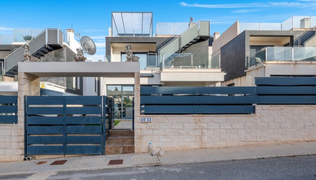 Herverkoop - Detached Villa - Orihuela Costa