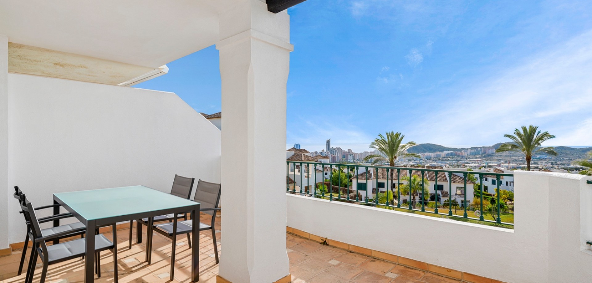 Apartment in Finestrat - Image 2