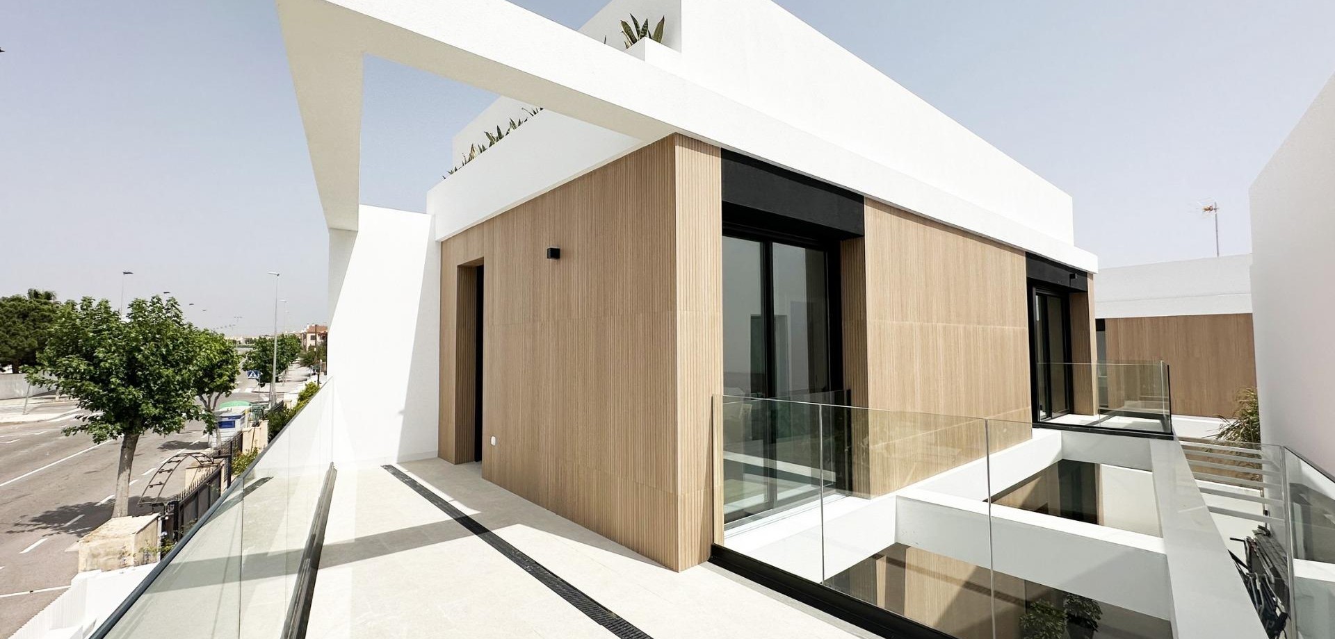 House in Torre de la Horadada - view 1