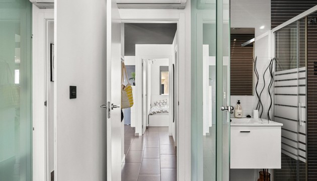 Wiederverkauf - Apartment - Orihuela Costa - La Zenia