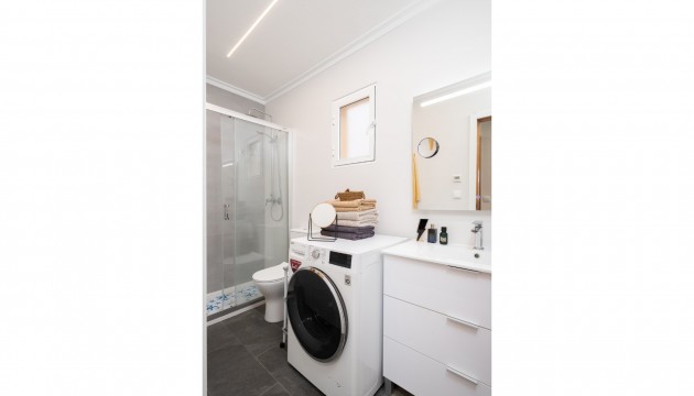 Videresalg - Tosidig - Gran Alacant