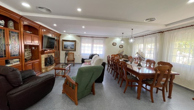 Перепродажа - отдельная вилла - Orihuela Costa - Cabo Roig