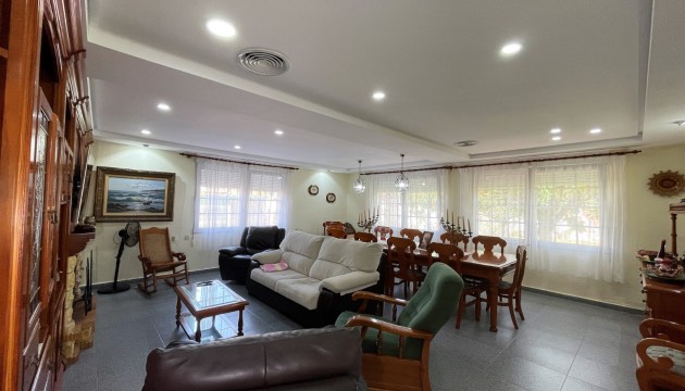 Перепродажа - отдельная вилла - Orihuela Costa - Cabo Roig